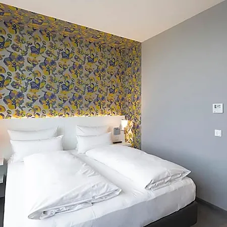 Otel Am Remspark 3*