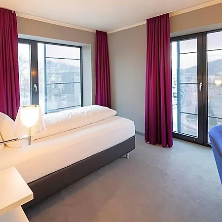 Otel Am Remspark Schwäbisch Gmünd