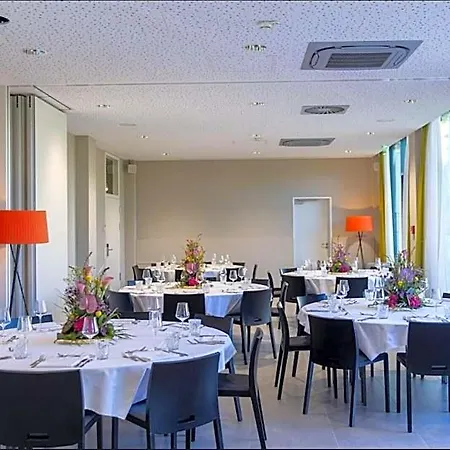 Hotel Am Remspark 3*