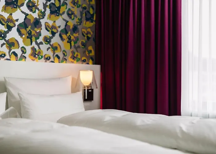 Am Remspark فندق